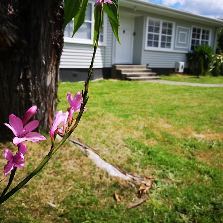 Cheerful 4 Bedroom Holiday Home Rotorua Luaran gambar