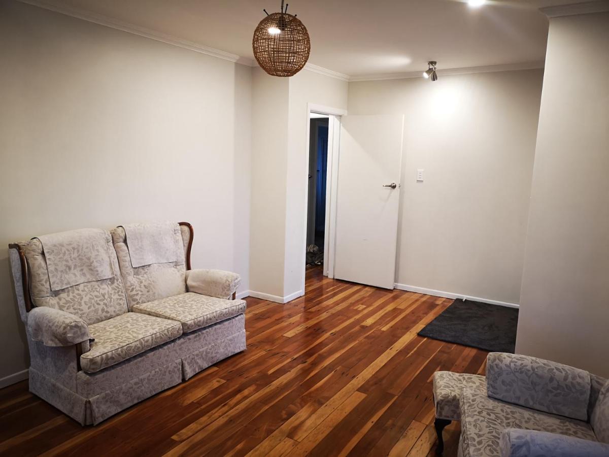 Cheerful 4 Bedroom Holiday Home Rotorua Luaran gambar