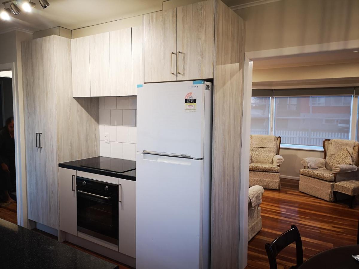 Cheerful 4 Bedroom Holiday Home Rotorua Luaran gambar