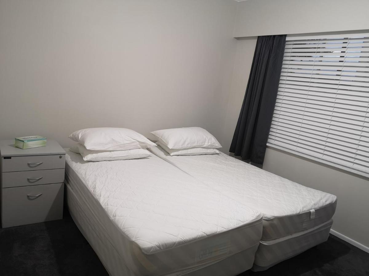 Cheerful 4 Bedroom Holiday Home Rotorua Luaran gambar